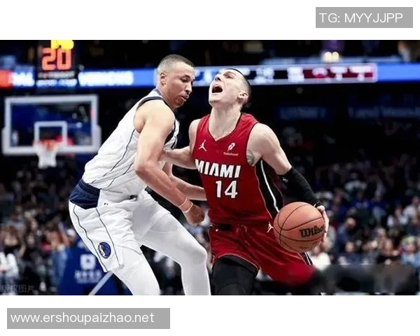 拼尽全力!克里斯蒂12中8空砍全队最高25分 三分7中5 拼尽全力!克里斯蒂12中8空砍全队最高25分 三分7中5